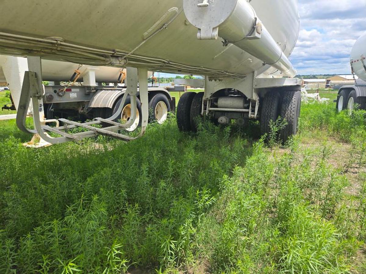 Used 1980 Lubbock Transport Trailer