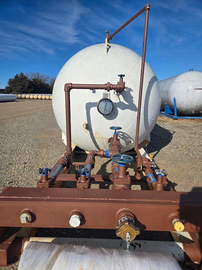 Used 12,000 Gallon Skidded Tank For Sale or Lease