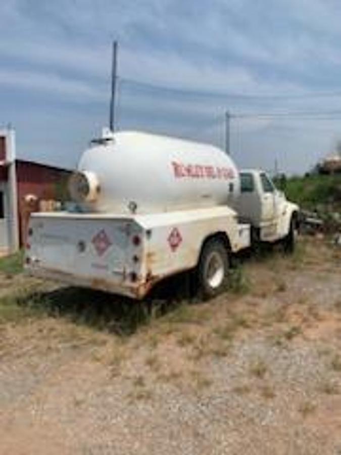 Used 1997 Ford Bobtail Truck