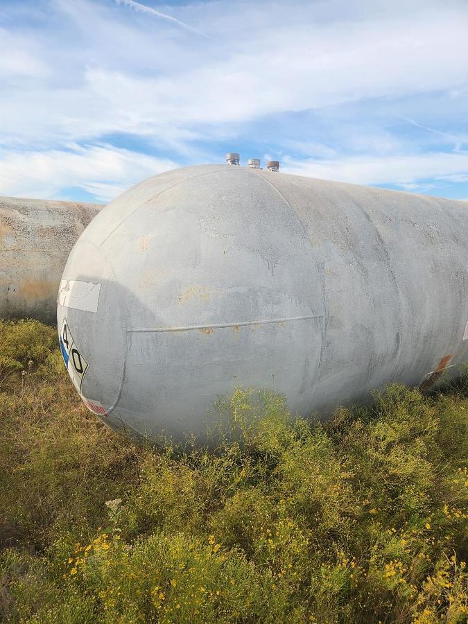 Used 12,000 Gallon Propane Tank & Pier Package!