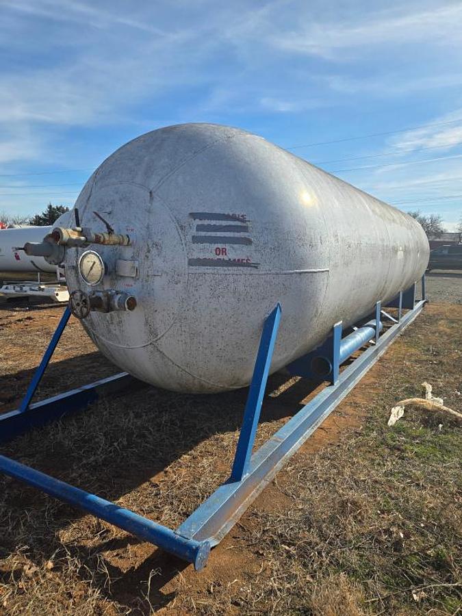 Used 12,000 Gallon Skid Tank