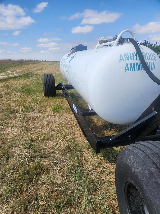 Used 1450 Gallon Anhydrous Tank