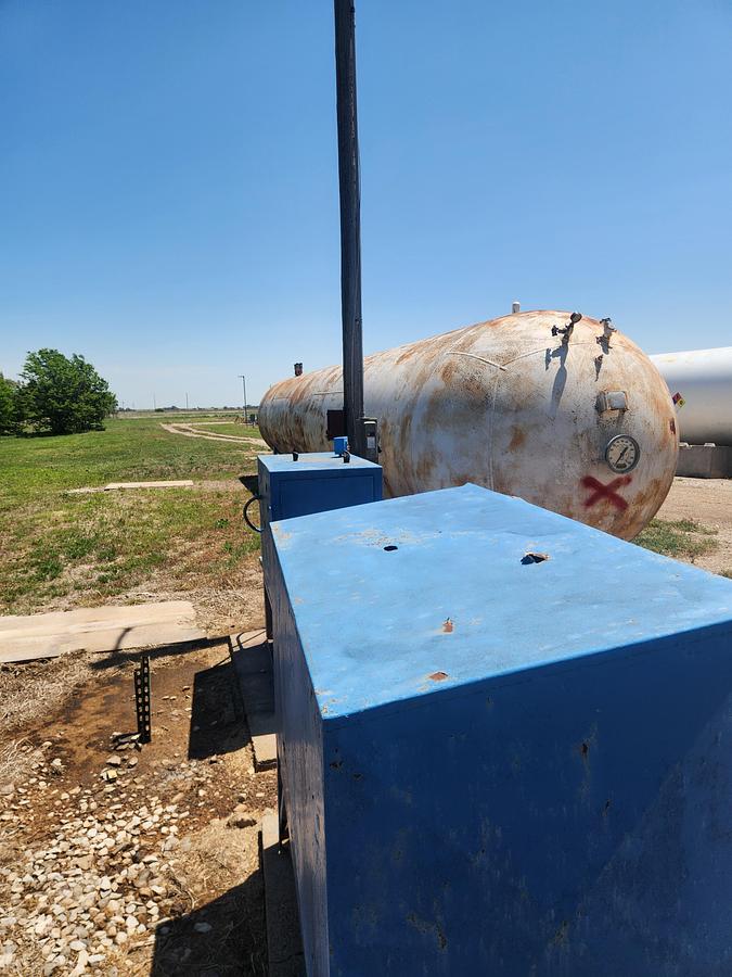 Used 12,000 Gallon Nh3 Tank