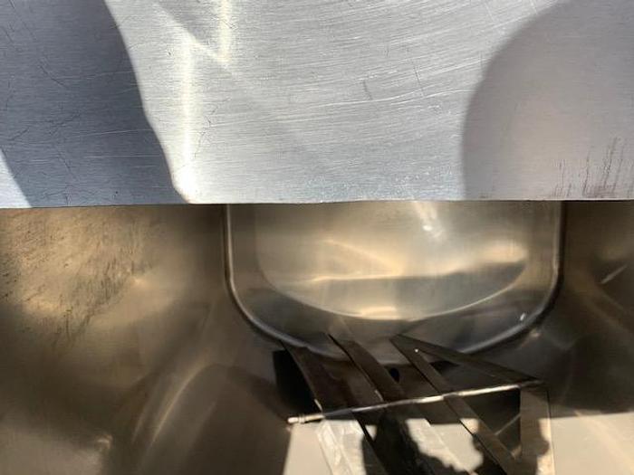 Used Sunset 585 Gallon Stainless Steel Milk Farm Tank