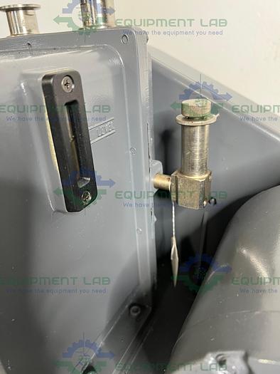 Used Welch 1402N Chemstar Corrosive Gas Vacuum Pump w/ Motor Division C63CXGZP Motor