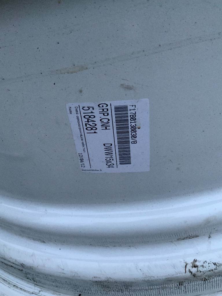 Gebruikt VELGEN W15” X 34