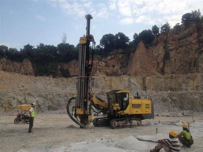 Used 2004 Atlas Copco L6-34