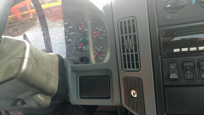 2014 International 7600 Truck