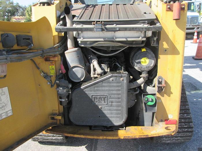 Used 2008 Caterpillar 277C Skid Steer