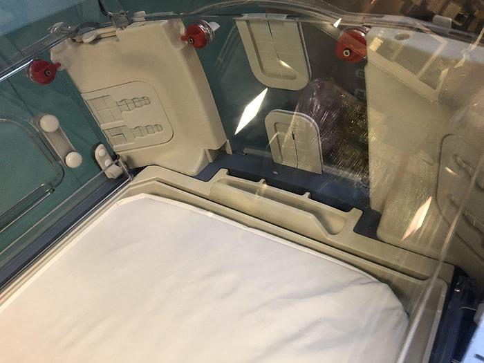 Used Dräger Caleo Babyinkubator, Software Version 2.11