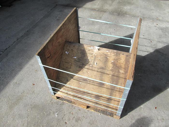 Used Shipping or Storage containers, boxes, wood crates (heavy duty) Shipping or Storage containers, boxes, wood crates (heavy duty)