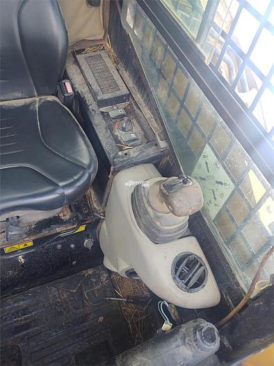 Used 2006 CATERPILLAR 257B