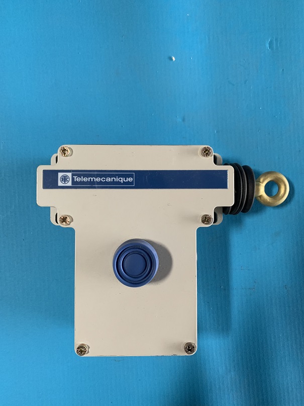 Used Telemacanique XY2-CE pull switch