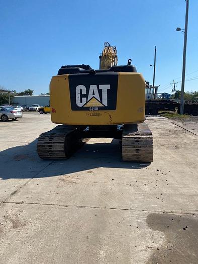 Used 2015 CATERPILLAR 320E LRR