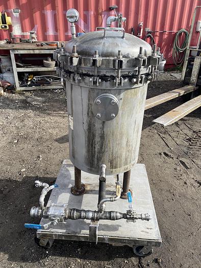 Used Used Sparkler Filters Inc. 304 stainless steel horizontal plate filter 18-D-12