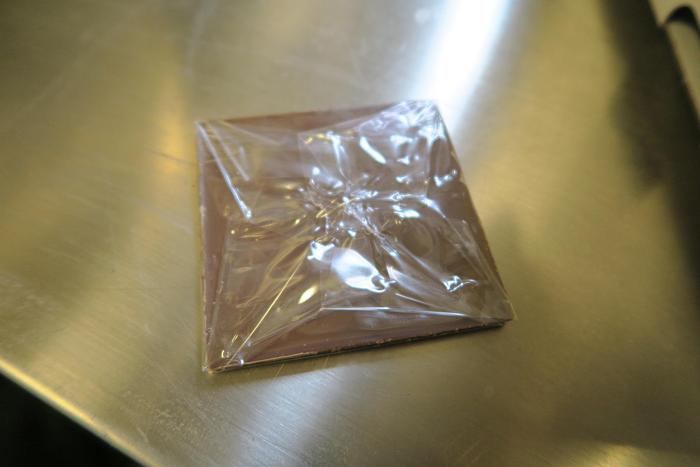 Used SIG CL CHOCOLATE BAR WRAPPER