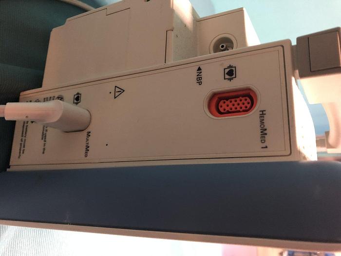 Gebraucht Dräger Infinity Gamma XXL Patientenmonitor mit Zubehöre