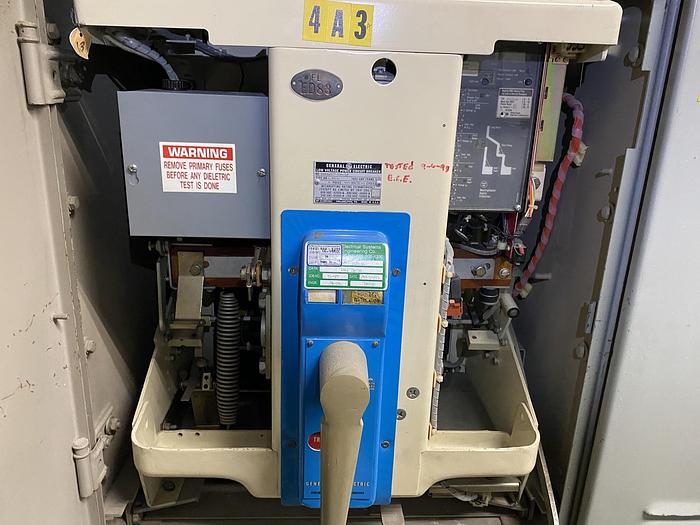 GENERAL ELECTRIC LOW VOLTAGE POWER CIRCUIT BREAKER GENERAL ELECTR...