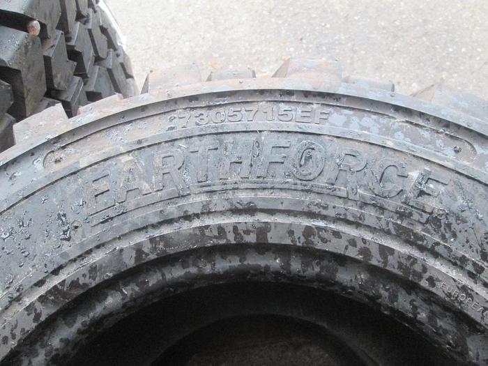 New 33x15.5x16.5 Skid Steer Tires