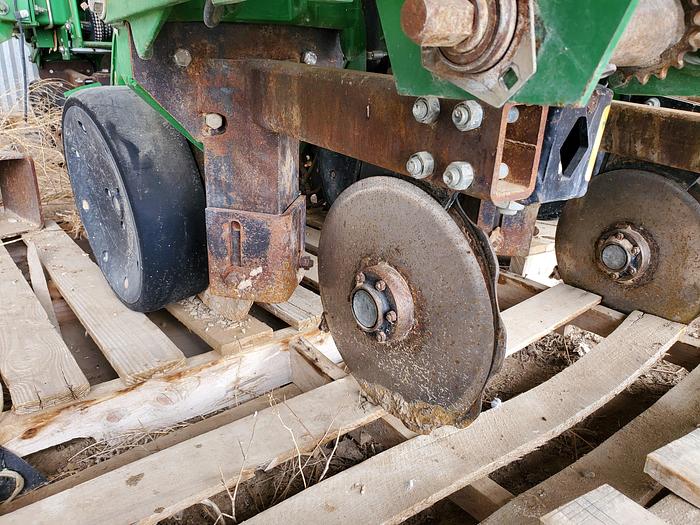 Used 12R22 John Deere 1730 MaxEmerge Plus Planter w/ Precision Meters