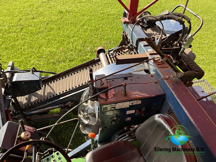 Used John Deere 5210 Brouwer 1565 sod cutter