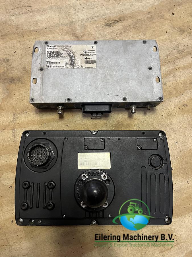 Used 2008 Trimble GCS900 / CB460 Caterpillar dozer GPS system
