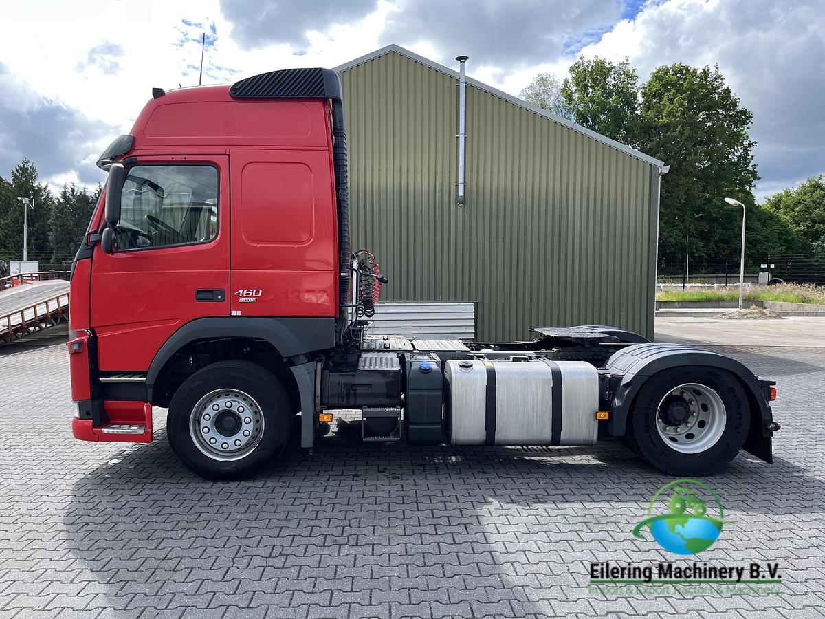 Used 2017 Volvo FM460 + PTO