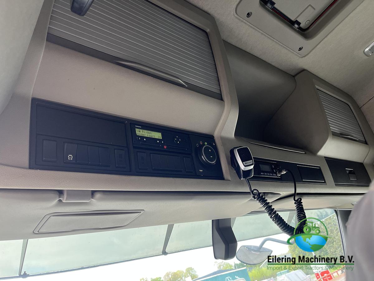 Used 2017 Volvo FM 460 + PTO