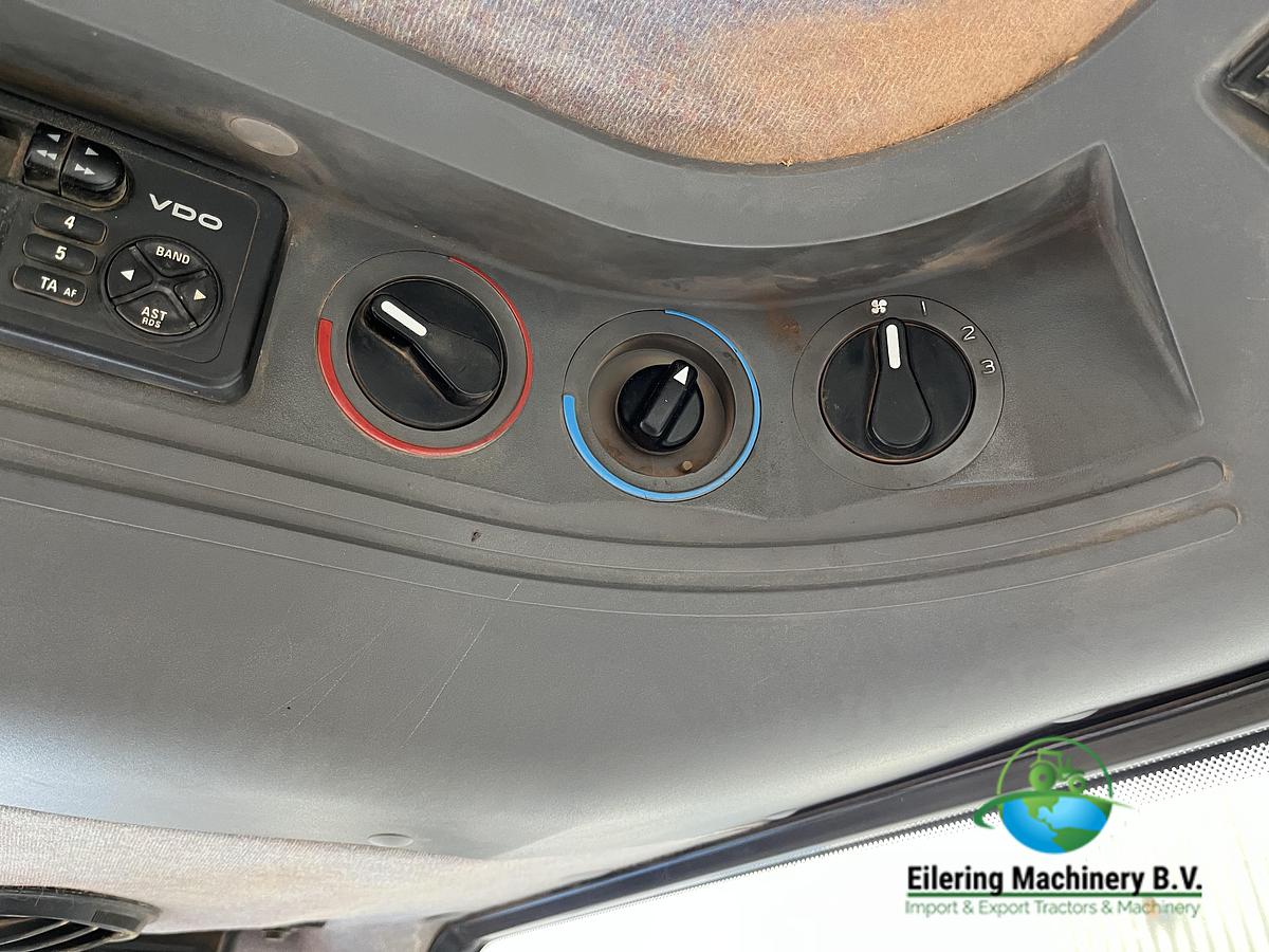 Used 1997 New Holland / Ford 7840 SL 12x12