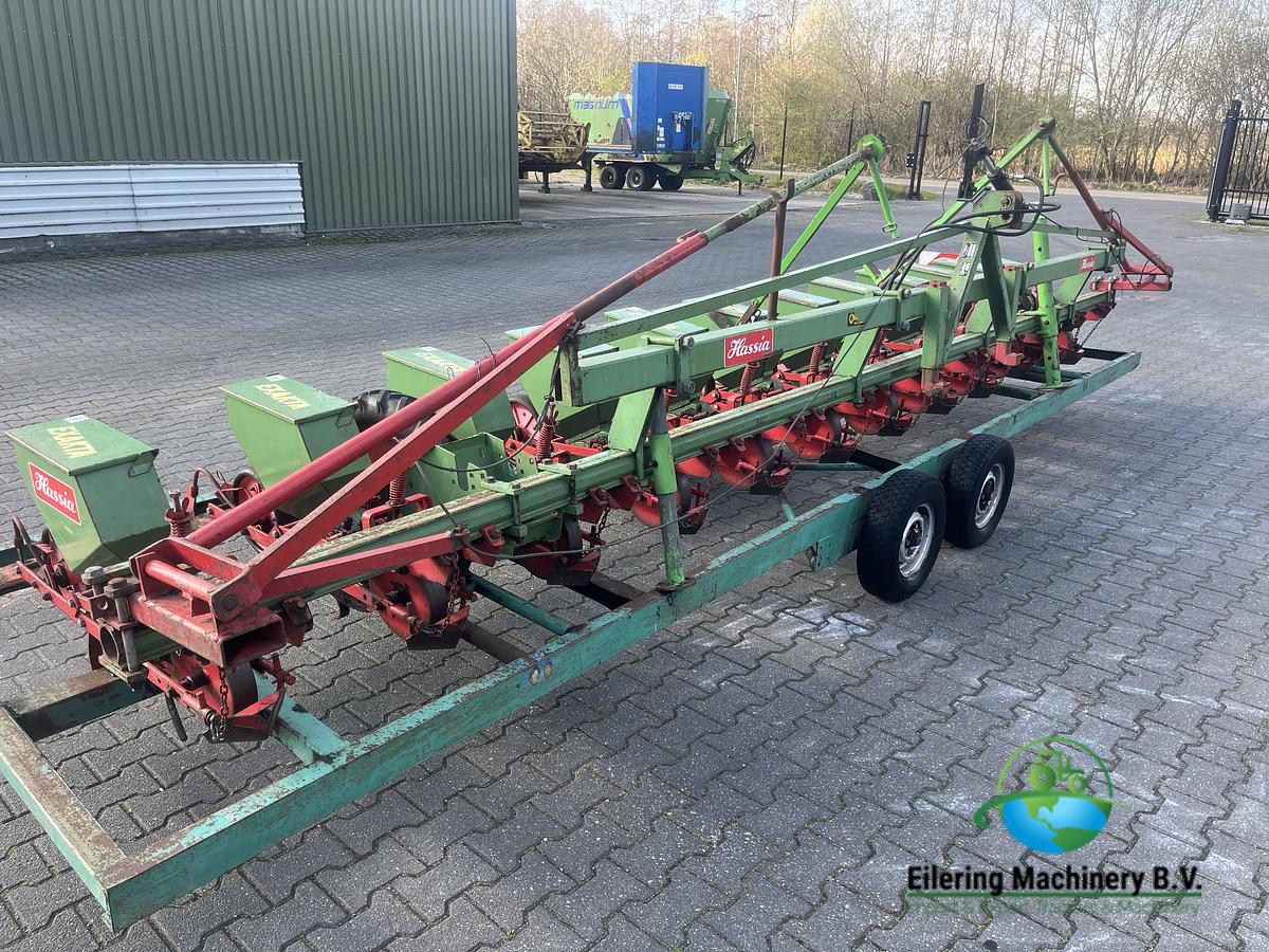 Used 1985 Hassia Exakta FS 12 row seeder