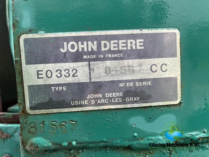 Used 1985 John Deere 332