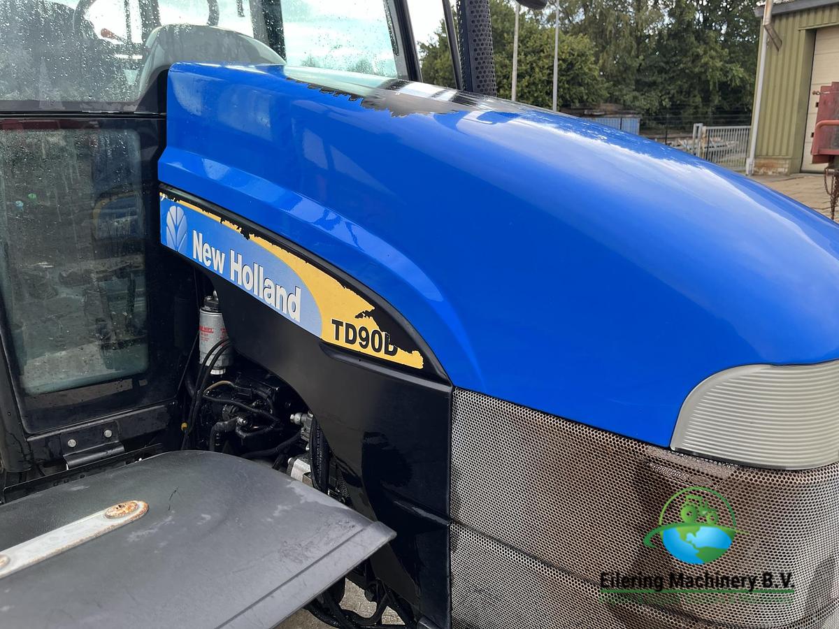 Used 2005 New Holland TD90 D