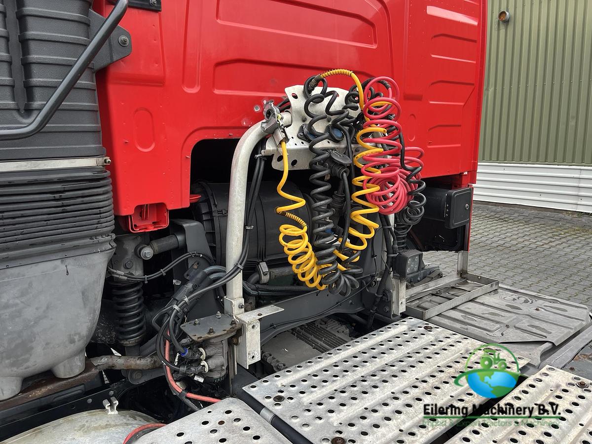 Used 2015 Volvo FH 460 + PTO