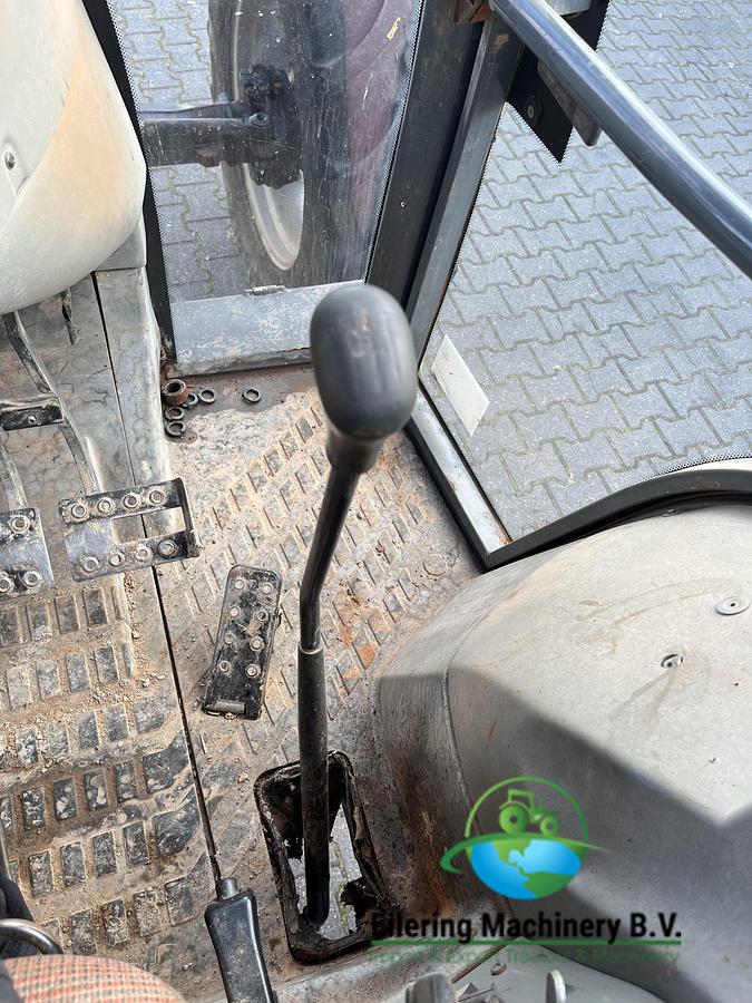 Used 1998 Massey Ferguson 4260