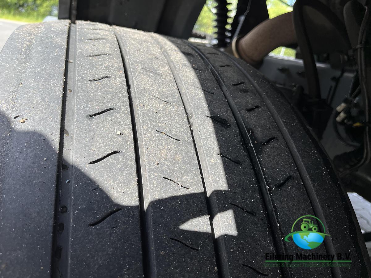 Used 2017 Volvo FM460 + PTO