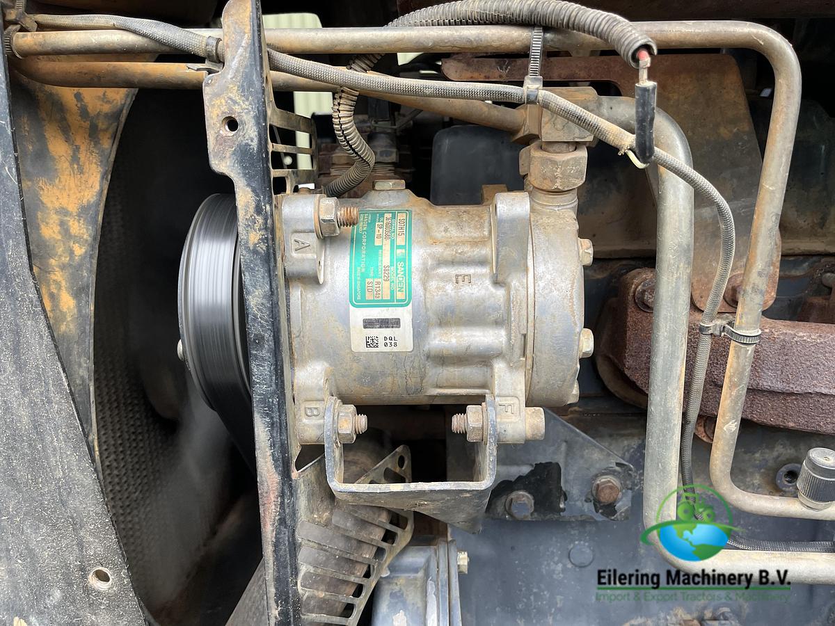 Used 1999 New Holland TS90 SL 12x12