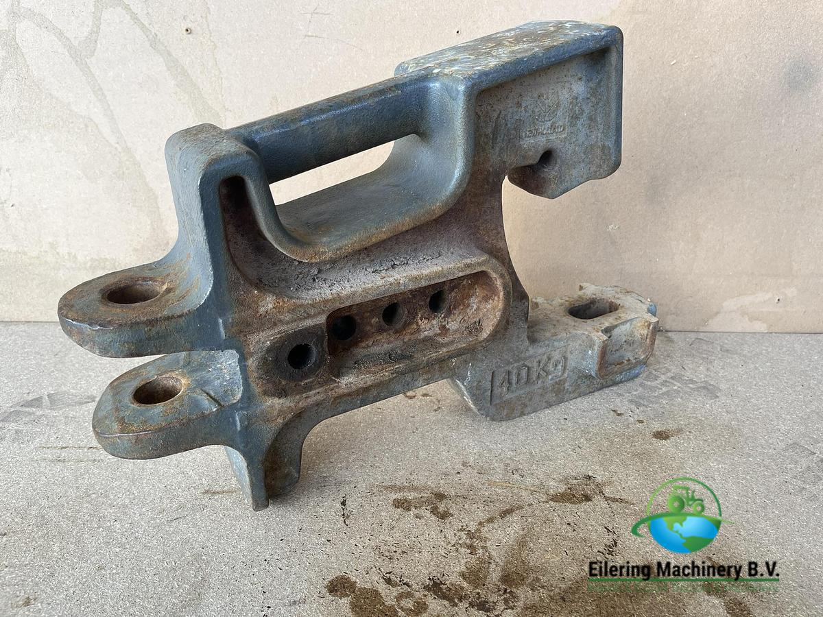 Used New Holland / Ford Front weight tow hook, center weight 82007009, E0NN3N247AA