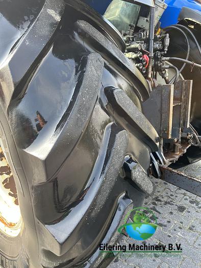 Used 1998 New Holland M135 Range Command, Creeper