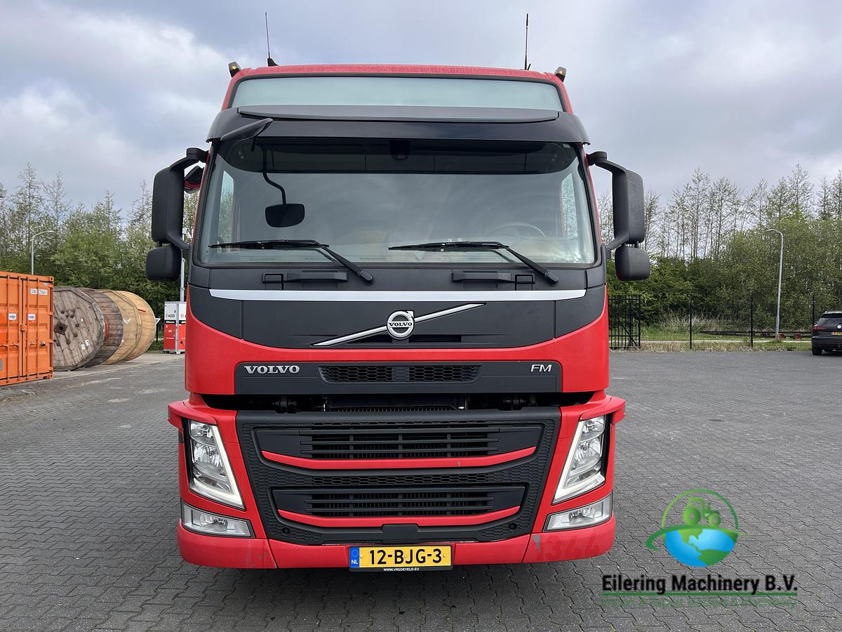 Used 2017 Volvo FM 460 + PTO