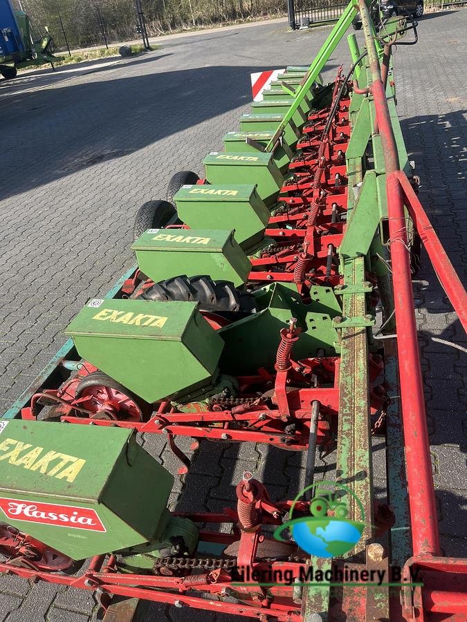 Used 1985 Hassia Exakta FS 12 row seeder