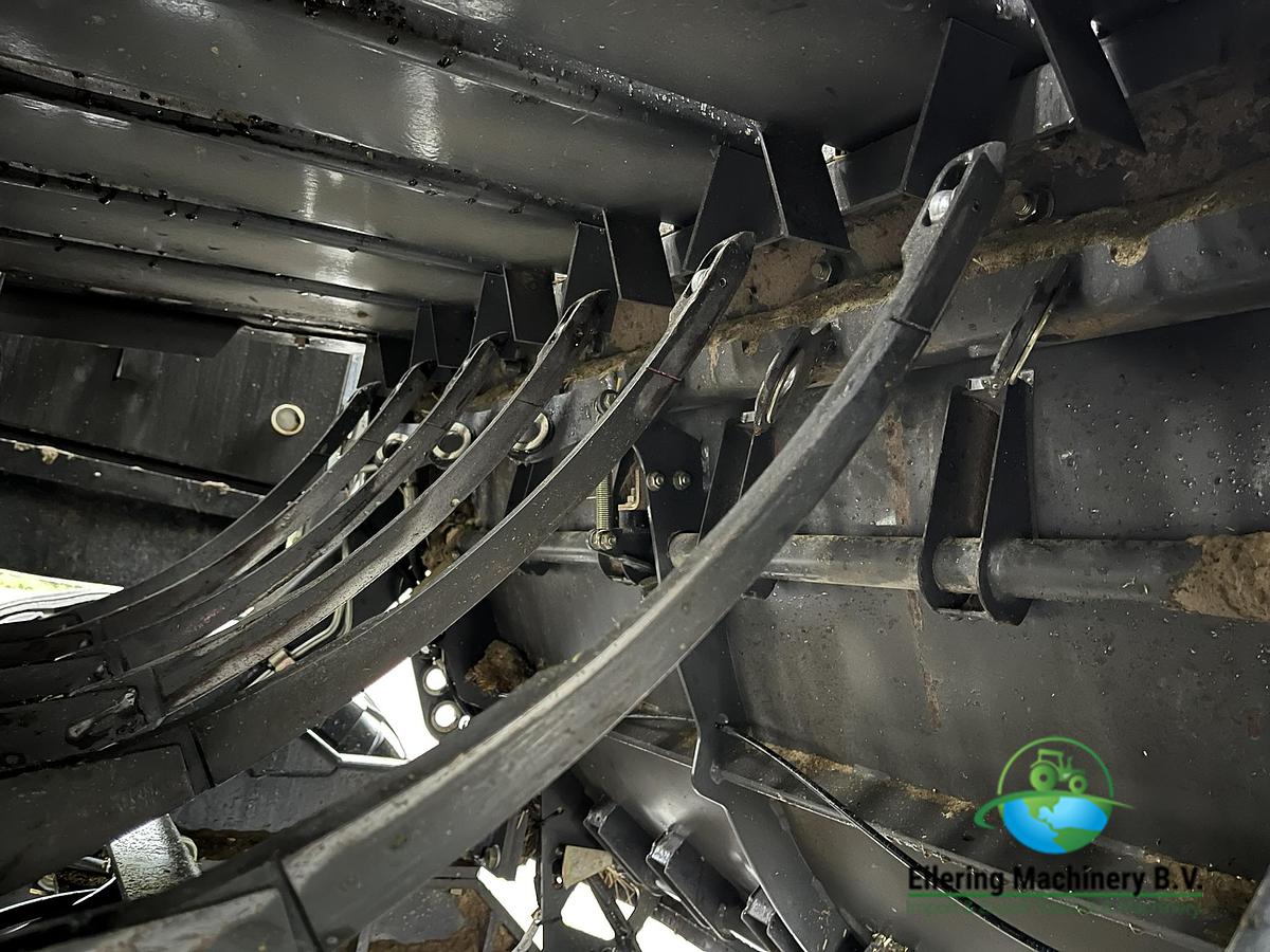 Used 2012 Claas Quadrant 3200 RC