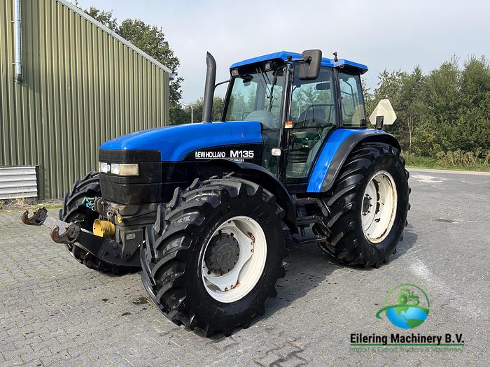 Used 1998 New Holland M135 Range Command, Creeper