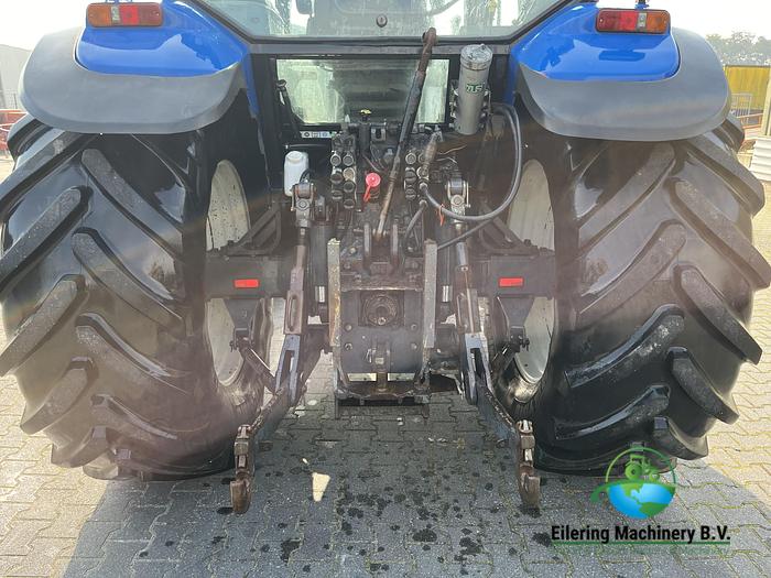 Used 1998 New Holland M135 Range Command, Creeper