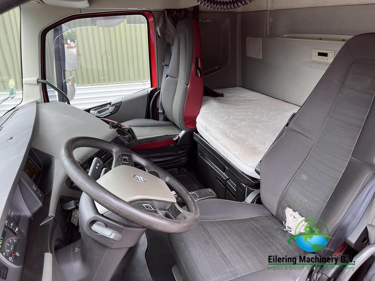 Used 2015 Volvo FH 460 + PTO