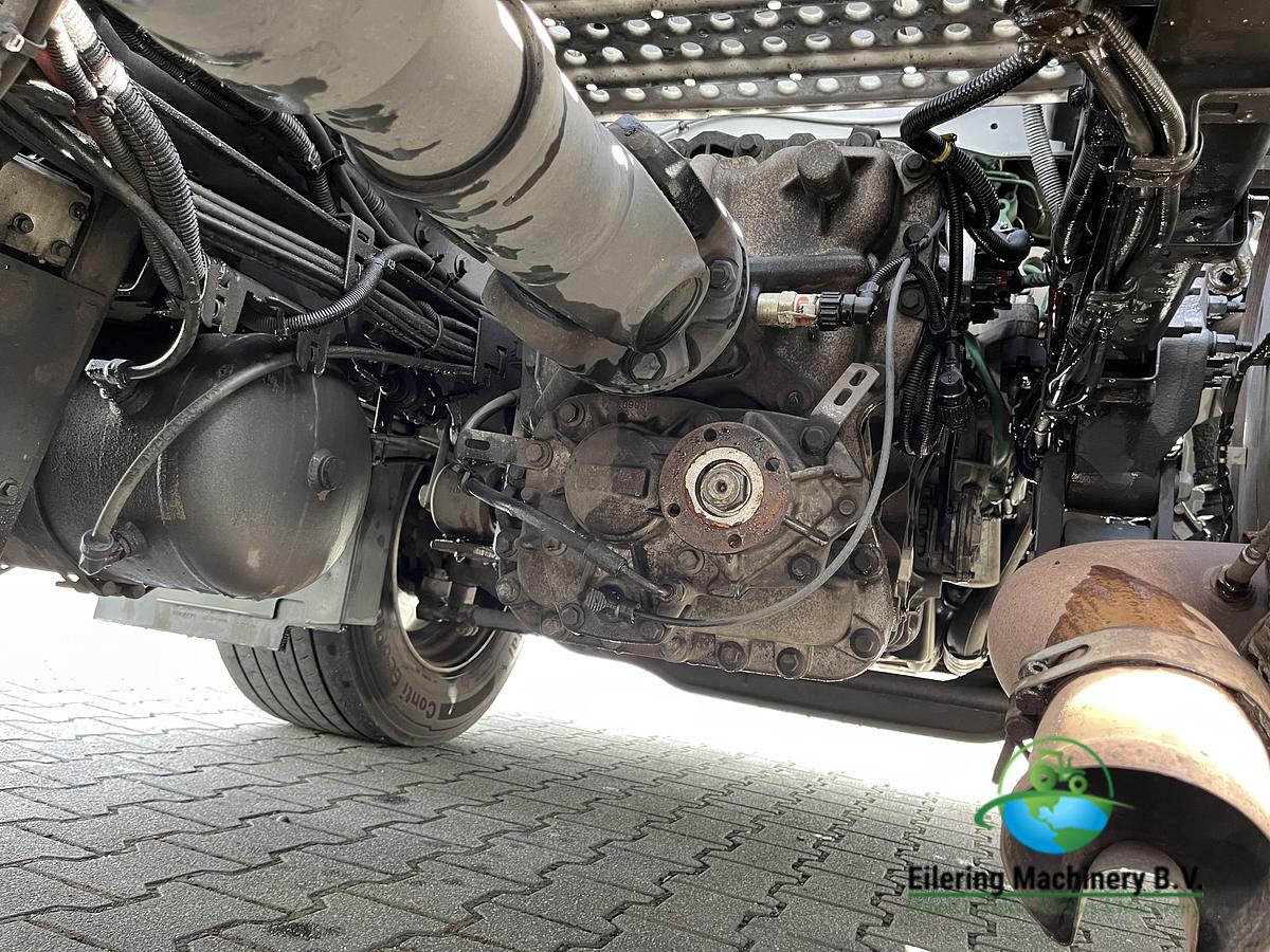 Used 2017 Volvo FM460 + PTO