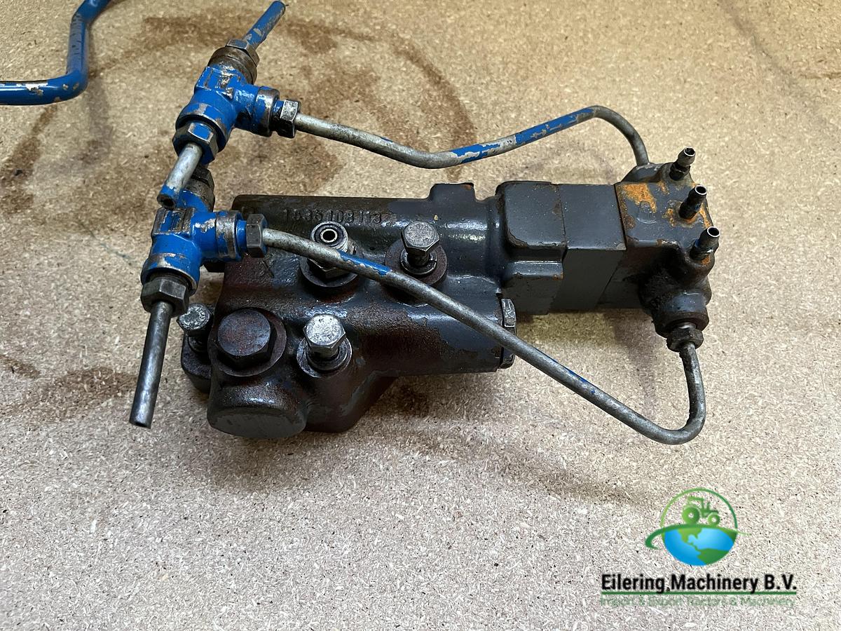 Used New Holland / Ford Hydraulic trailer brake 81874969 Aanhanger remventiel Ford