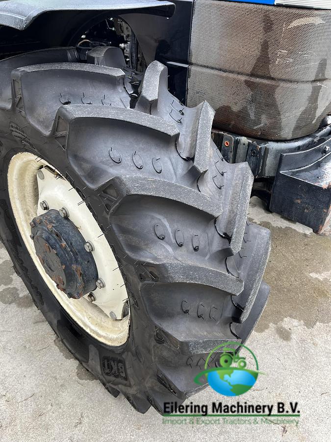 Used 2005 New Holland TD90 D