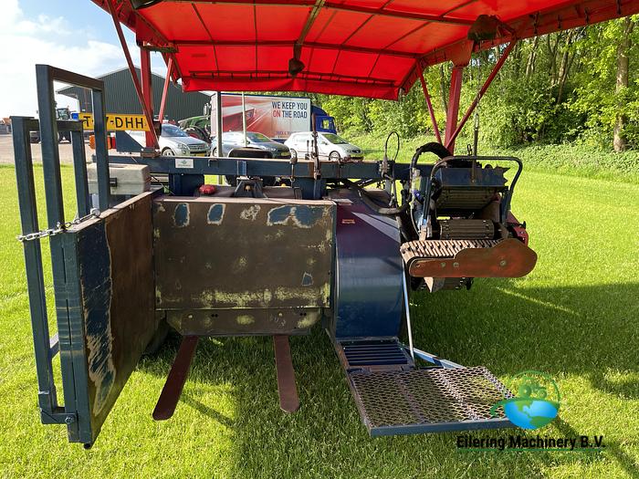 Used John Deere 5210 Brouwer 1565 sod cutter