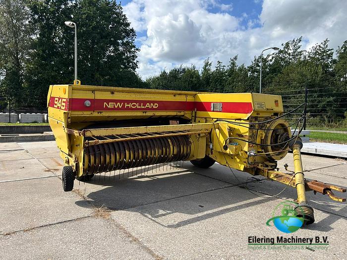 Used 1985 New Holland 945 baler