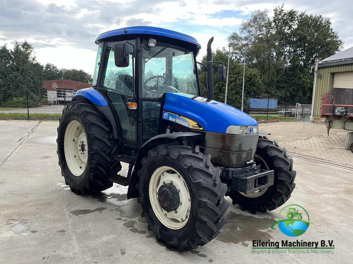 Used 2005 New Holland TD90 D